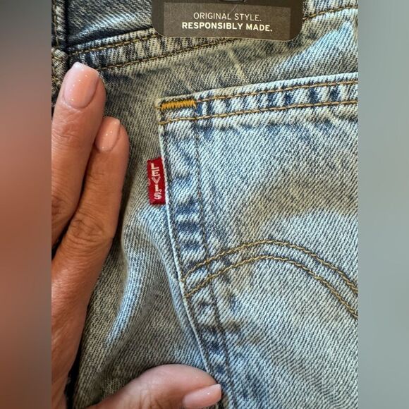 NWT LEVI’S WEDGIE STRAIGHT FIT WOMEN'S JEANS - Picture 11 of 12